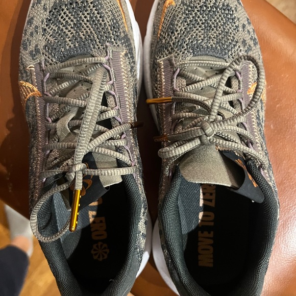 Nike Training SuperRep Go 3 Next FlyKnit Premium trainers in grey - Picture 3 of 5